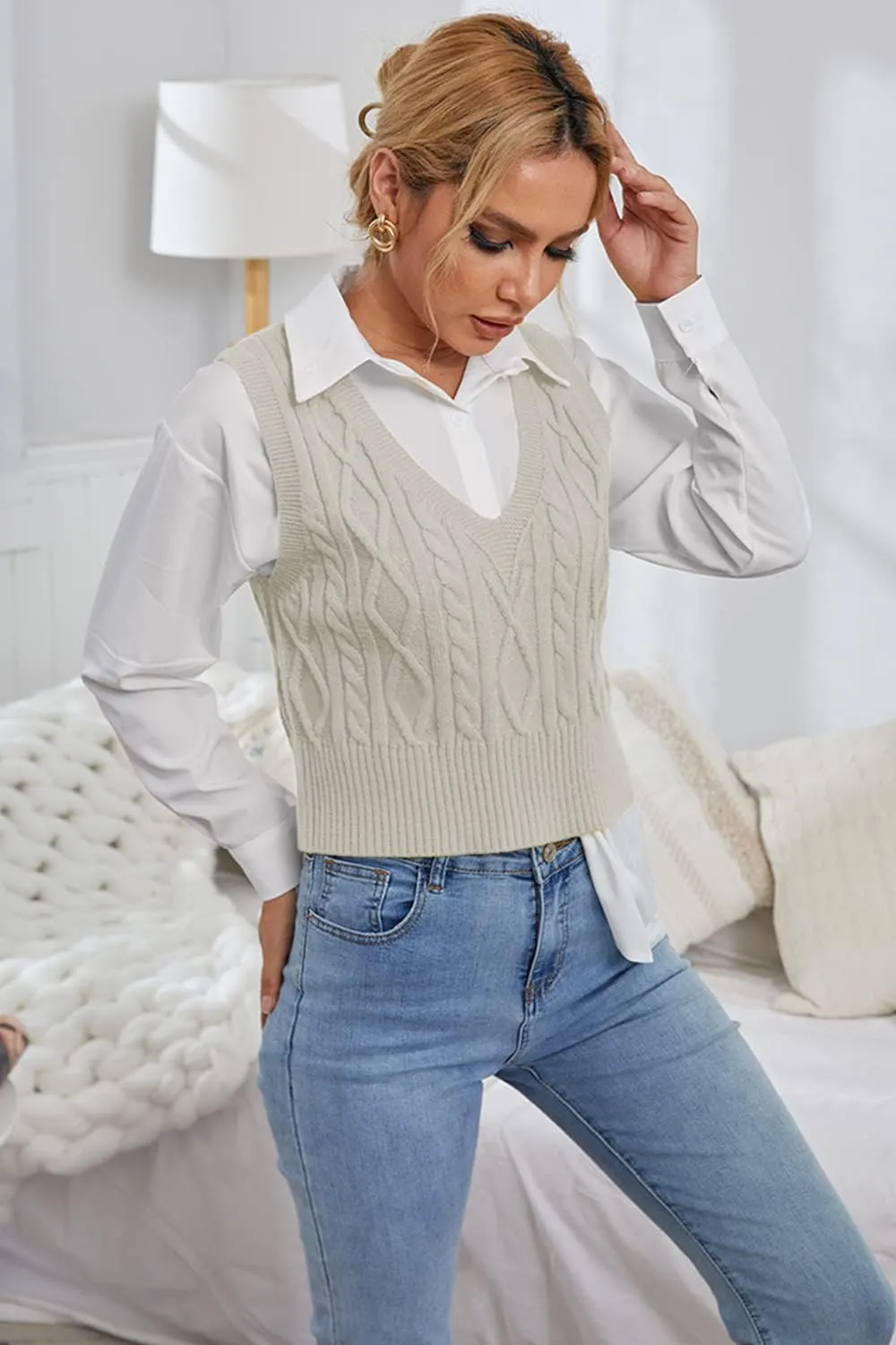 Aoysky Sweater Vest Women's V-Neck Sweater Tank Tops Pullover Cable Knit Vest Solid Color Sleeveless Loose Fit Sweater Top