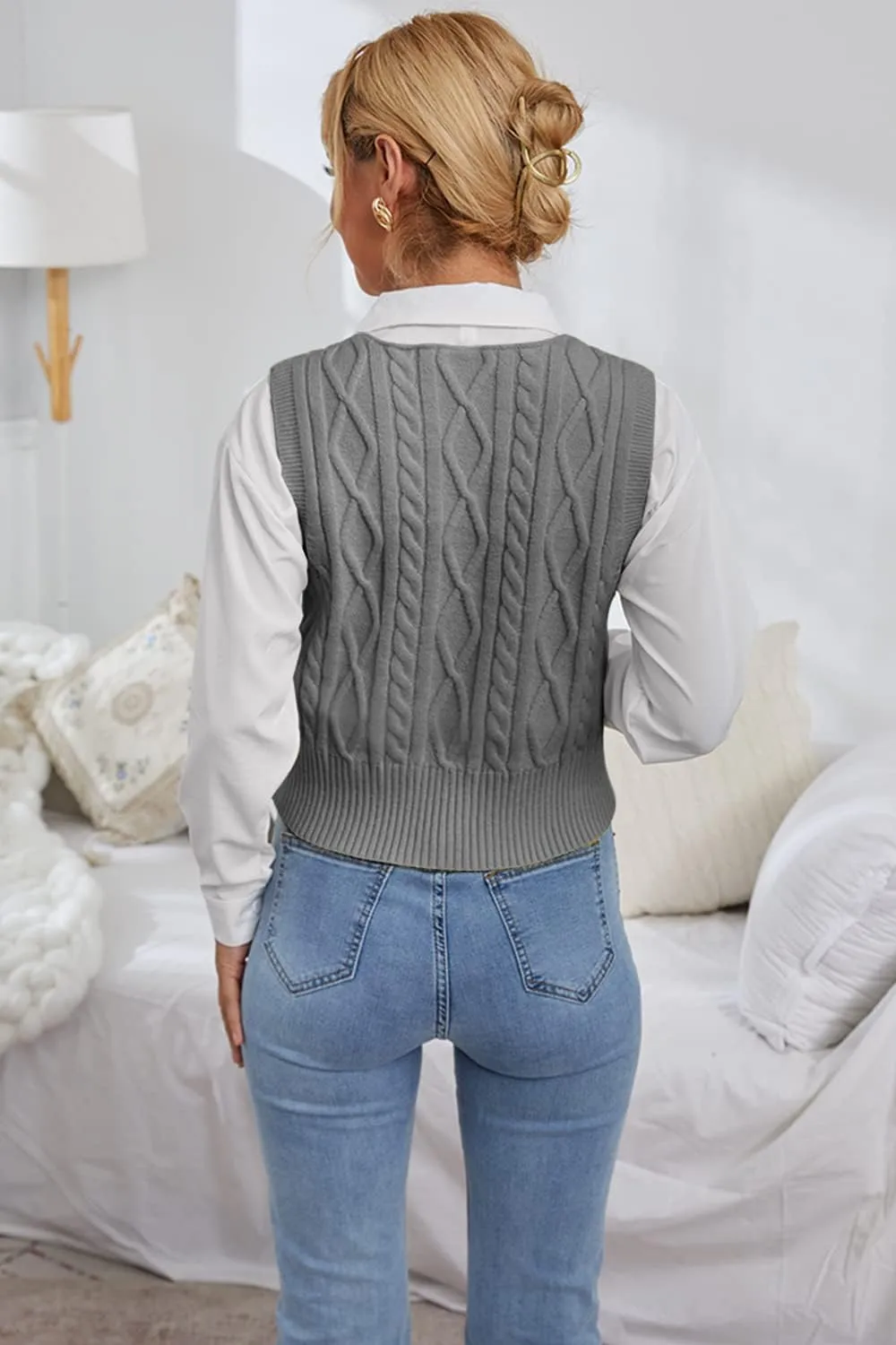 Aoysky Sweater Vest Women's V-Neck Sweater Tank Tops Pullover Cable Knit Vest Solid Color Sleeveless Loose Fit Sweater Top
