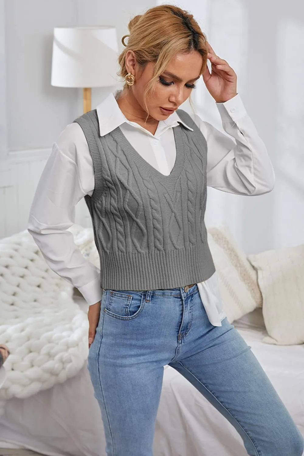 Aoysky Sweater Vest Women's V-Neck Sweater Tank Tops Pullover Cable Knit Vest Solid Color Sleeveless Loose Fit Sweater Top