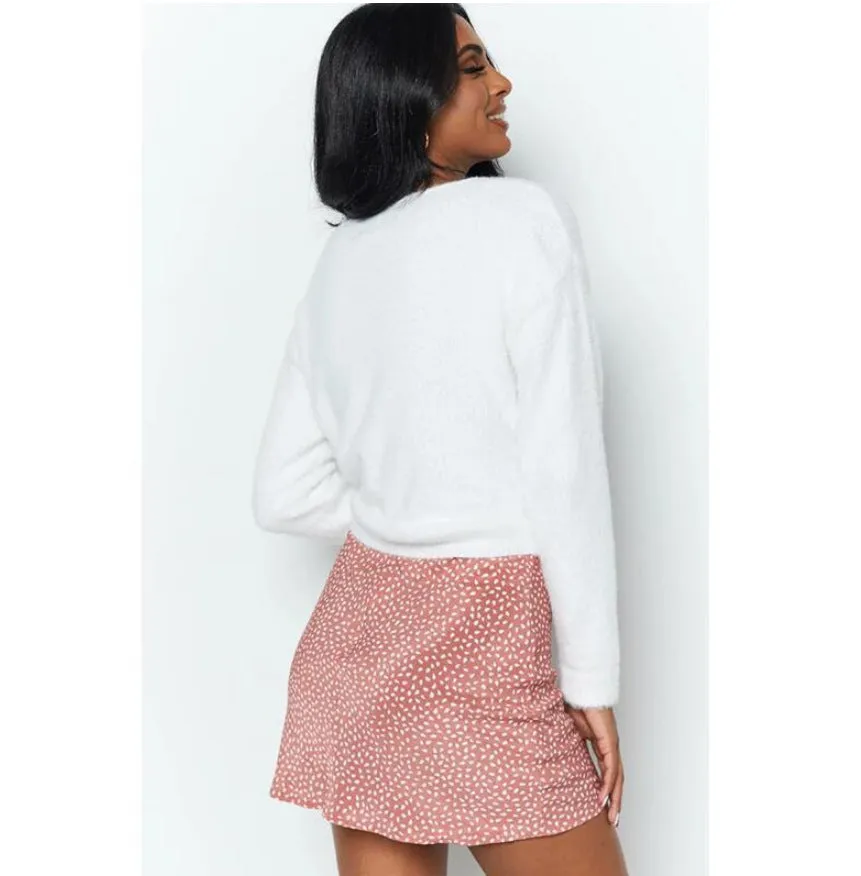 Europe Fresh Looking Floral Splitted Hip Flattering Women Skirt