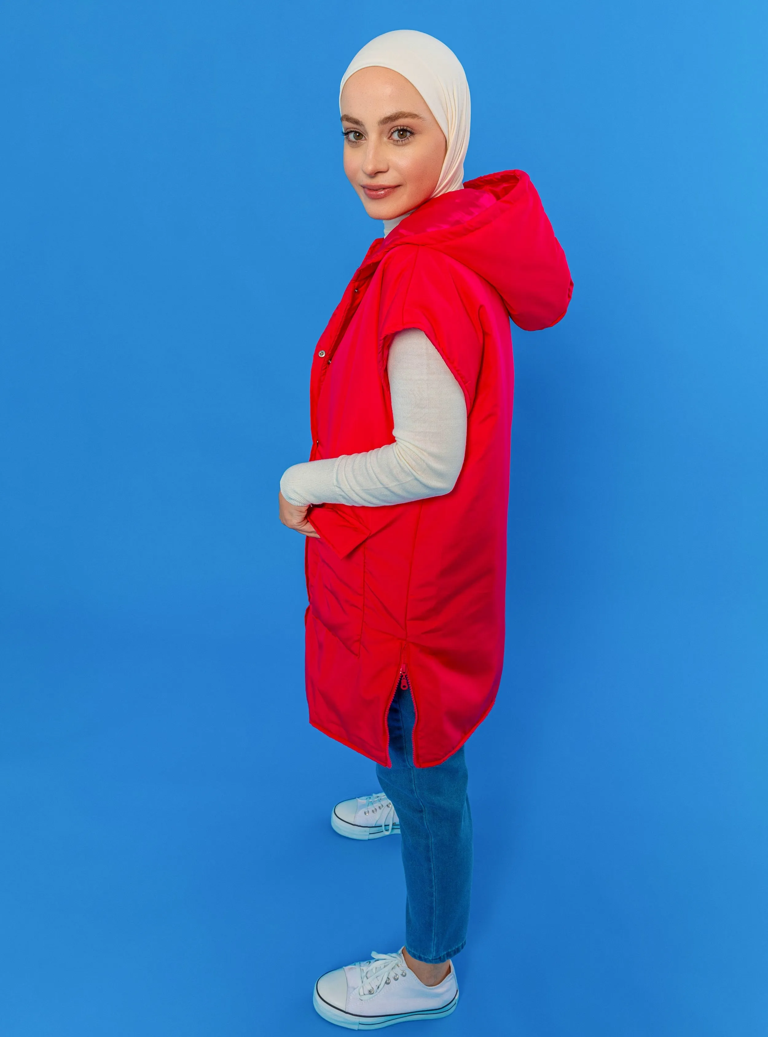 Fiber Filled Fenced Capused Vest -