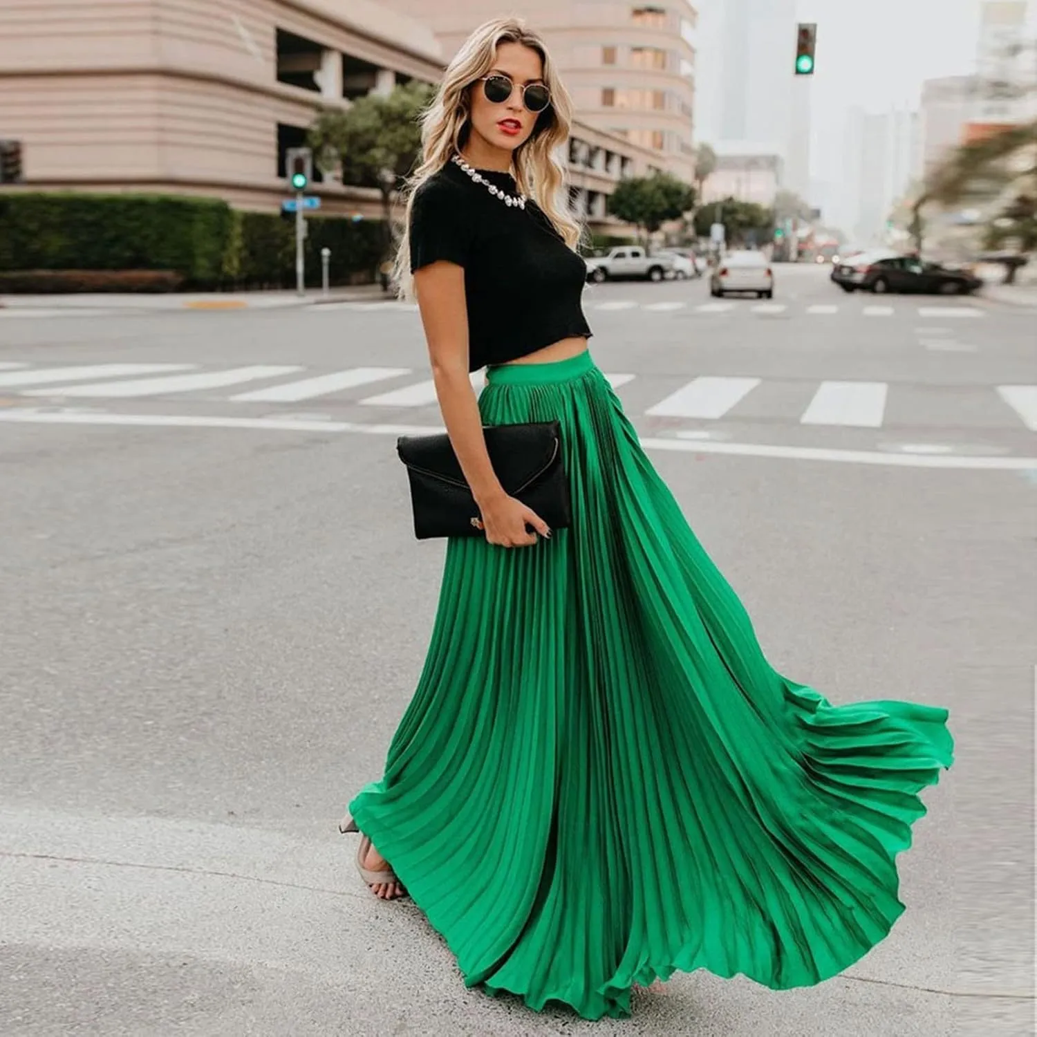 HGps8w Women's Flowy Pleated Maxi Skirt 2025 Summer Vintage Elegant High Waisted Plain Long Skirts