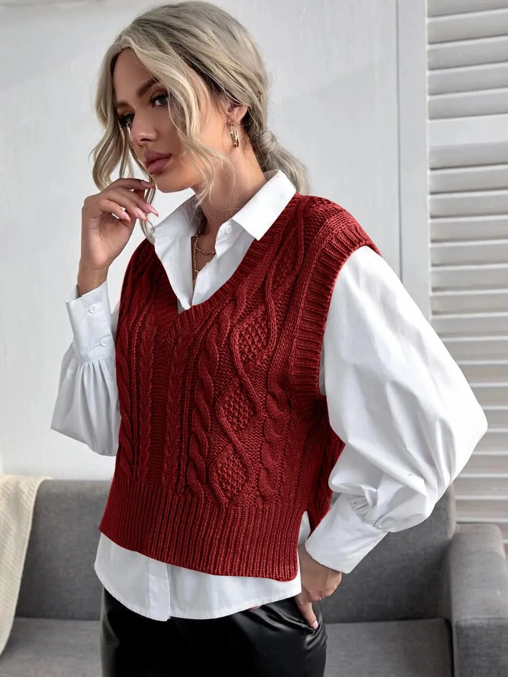 Jumppmile Womens V Neck Sweater Vest Sleeveless Pullover Crop Sweater Vest