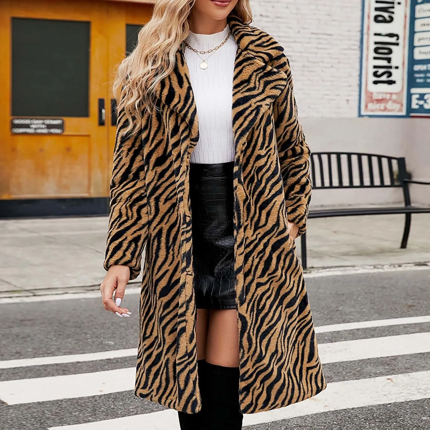 Lmdudan 2023 Winter Faux Fur Coat for Women Leopard Print Fleece Long Jacket Retro Lapel Warm Overcoat Plus Size Trench Coats