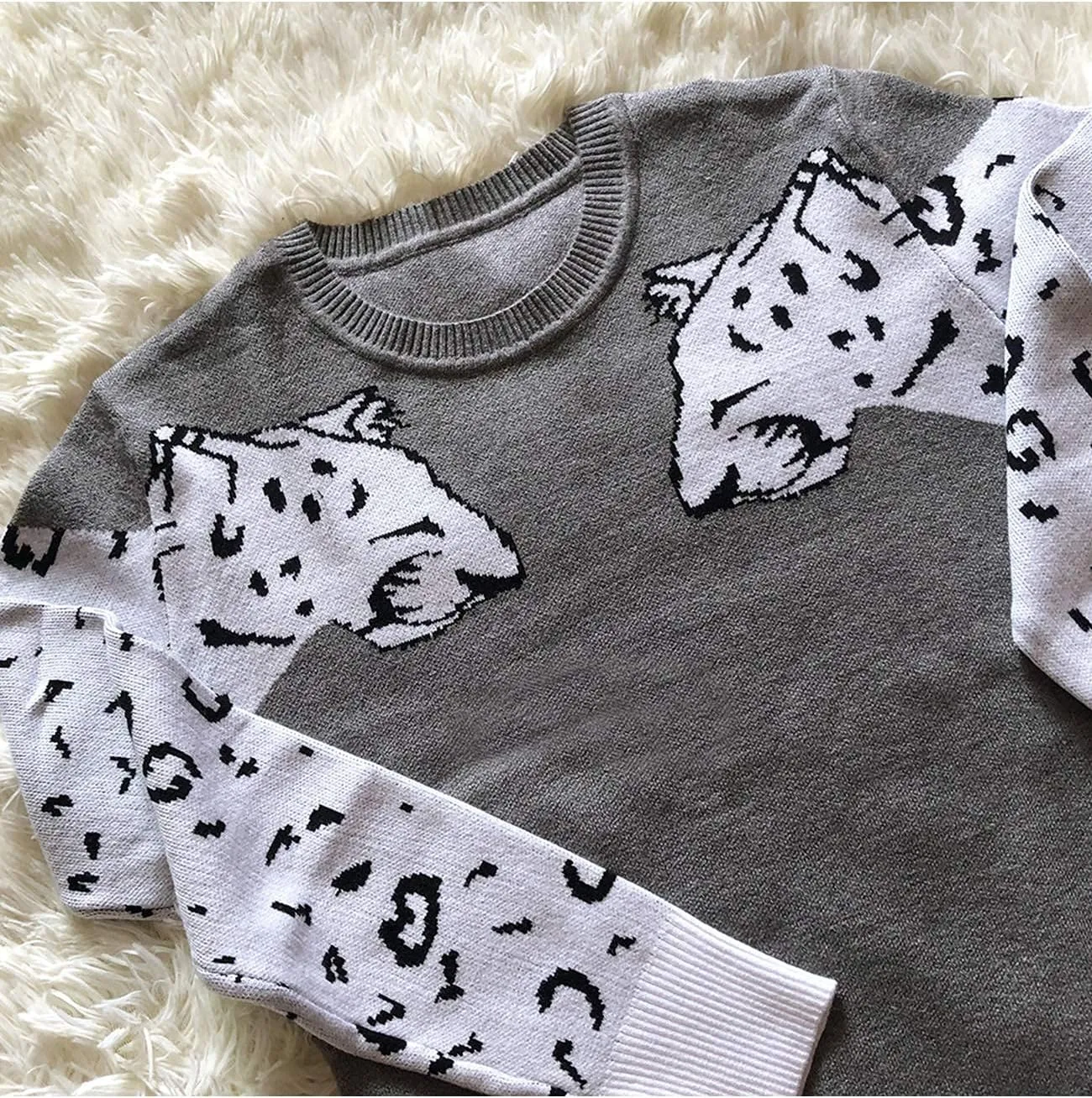 Mansy Women's Casual Long Sleeve Crew Neck Cute Animal Leopard Print Knitted Pullover Sweater Tops