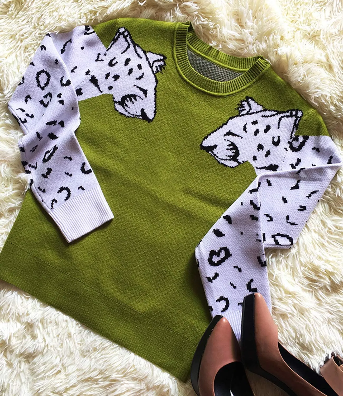 Mansy Women's Casual Long Sleeve Crew Neck Cute Animal Leopard Print Knitted Pullover Sweater Tops