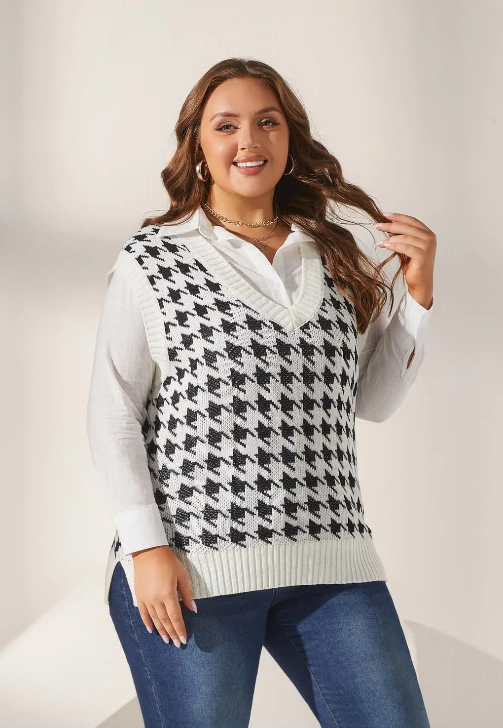Sunfaynis Women's V Neck Houndstooth Sweater Vest Sleeveless Loose Pullover Sweater