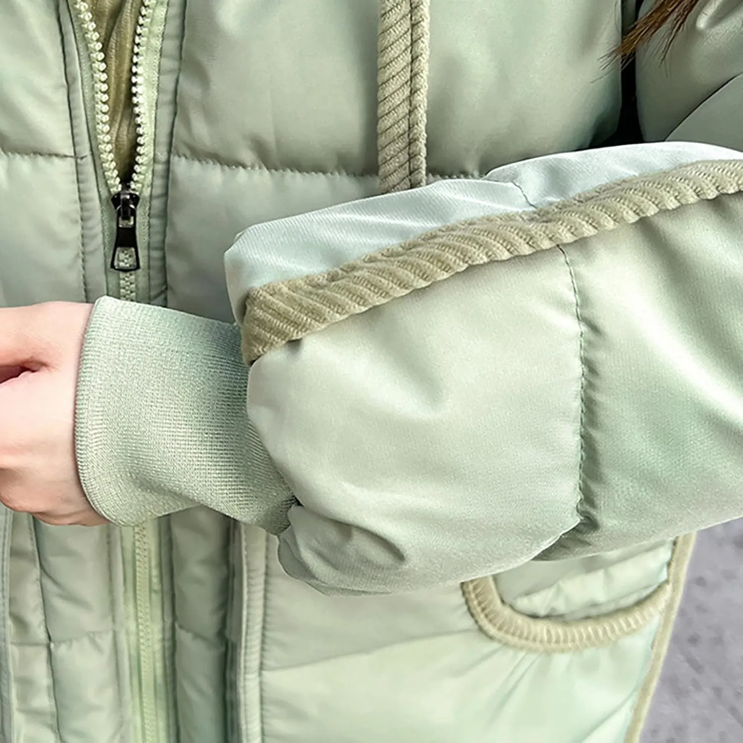 Women Winter Long Quilted Coat Maxi Length Puffer Jacket Padded Coat Cotton Hooded Long Sleeve with Oversized Pockets